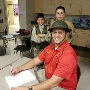 Profile Picture of Alexander Baranov (@Alexand09985582) on Twitter