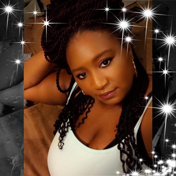 Profile Picture of Gorjuss Daye (@gorjussdaye) on Poshmark