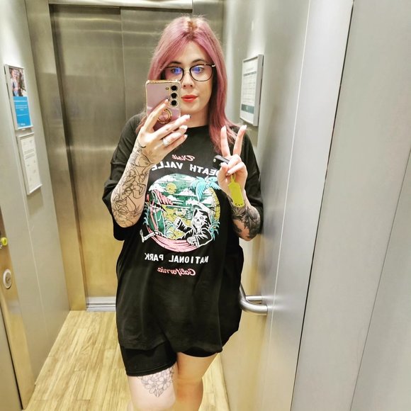 Profile Picture of Aimee Morris (@aimeemorris469) on Poshmark