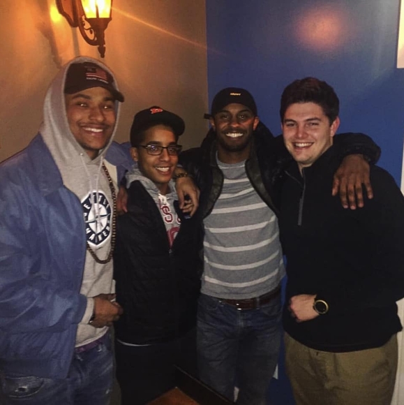 Profile Picture of Tony Ribeiro (@tonyjones36) on Poshmark