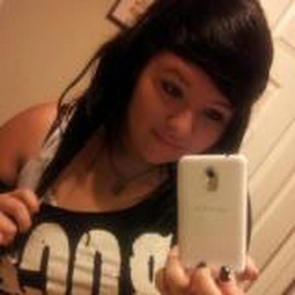 Profile Picture of Elisa Terrazas (@shortyy26) on Poshmark