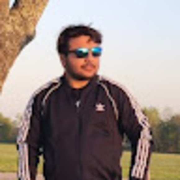 Profile Picture of Wicky Sahota (@vickysahota0004) on Poshmark