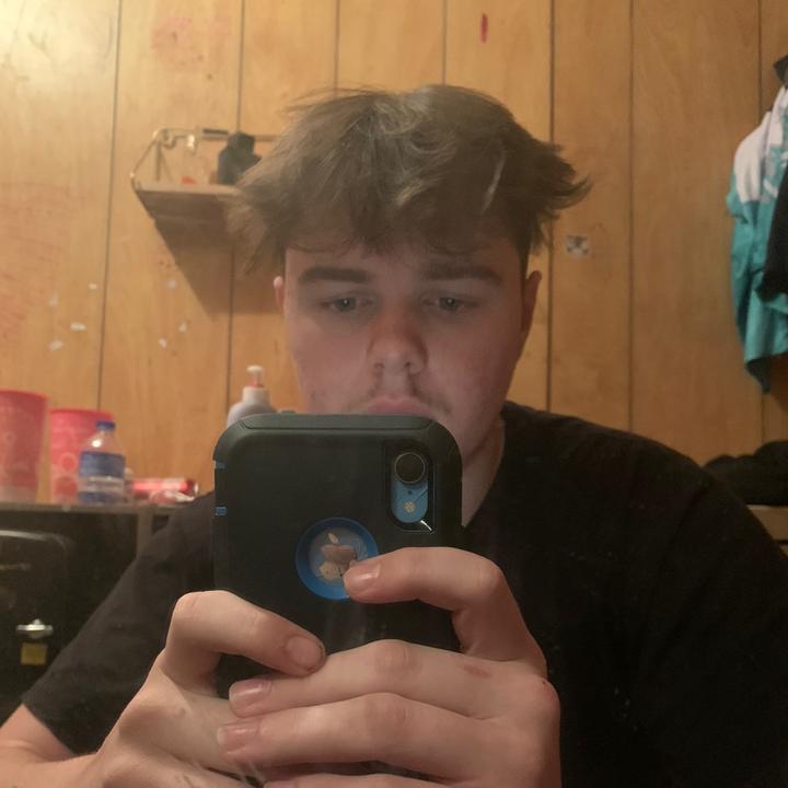 Profile Picture of Benjamin Hakel (@benjaminhakel) on Tiktok