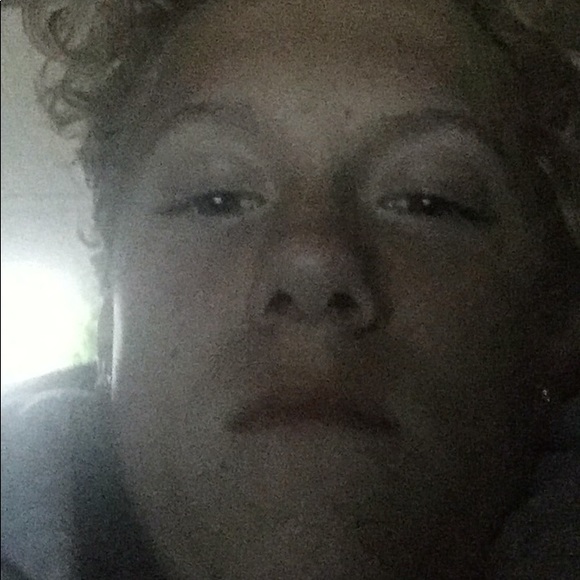 Profile Picture of Sasal Sigstad (@salsigstad) on Poshmark