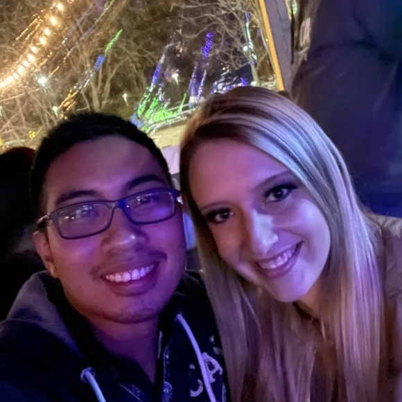 Profile Picture of Danielle Murphy (@daniellemurp236) on Poshmark