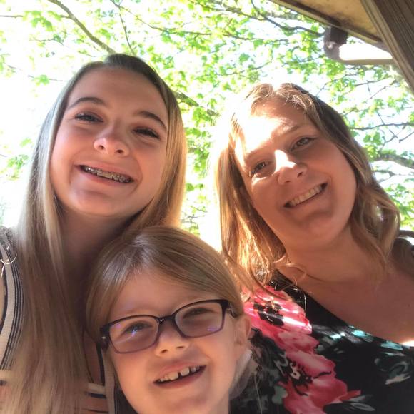 Profile Picture of Amanda Chambers (@acham9311) on Poshmark