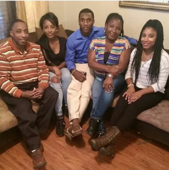 Profile Picture of Thomas Chandler (@cthomas5308) on Poshmark