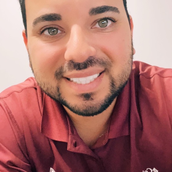 Profile Picture of Christofer Luera (@1cwl) on Poshmark