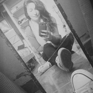 Profile Picture of Gina Burgos (@sanjulian19) on Twitter