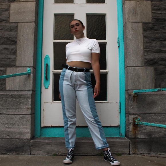 Profile Picture of Chloe Carrier (@chloe576) on Poshmark