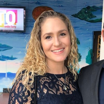 Profile Picture of Laura Kern, APR (@laurask) on Twitter