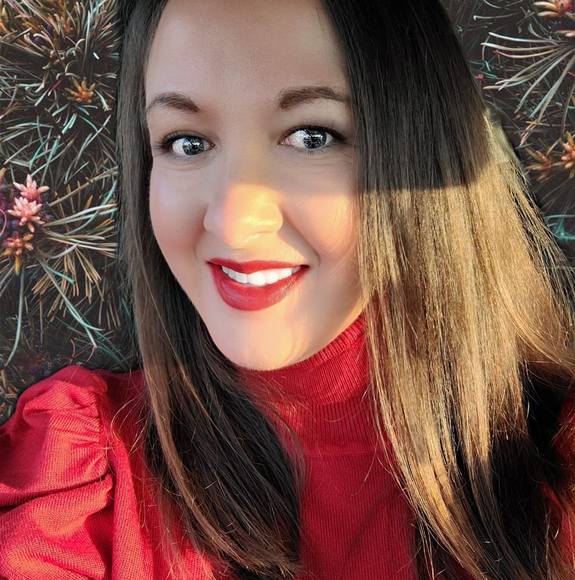 Profile Picture of Amber Huffman (@amberhuffman281) on Poshmark