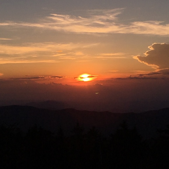 Profile Picture of Emma Pithan (@erpithan) on Poshmark