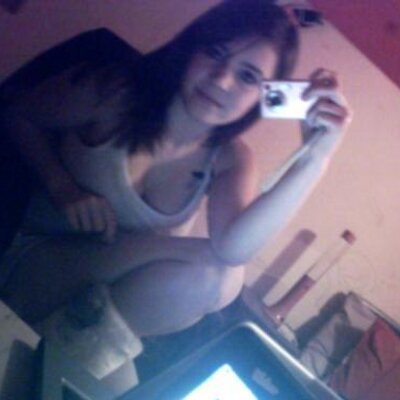 Profile Picture of Stacey Harfield (@StaceyLoo2015) on Twitter