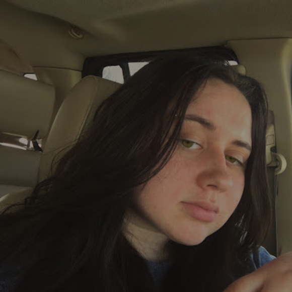 Profile Picture of Tori Stevens (@tmscsj16) on Poshmark