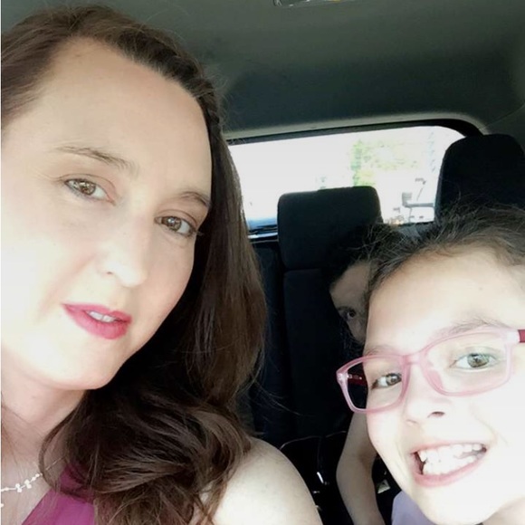 Profile Picture of Ashley Strohacker (@astrohacker) on Poshmark
