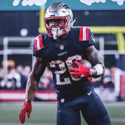 Profile Picture of Josh Souza (@joshsouza20) on Twitter