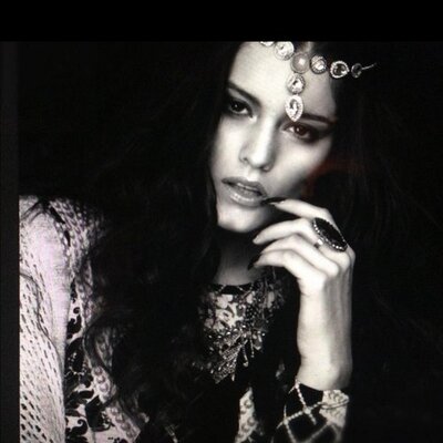 Profile Picture of Crystal Perry (@crystalxox) on Twitter