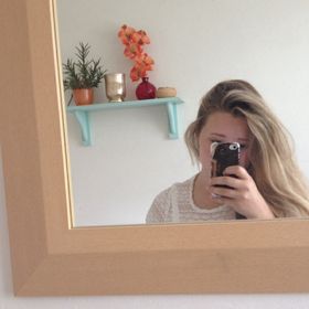 Profile Picture of Vicky Conway (@victoriaconwayx) on Pinterest