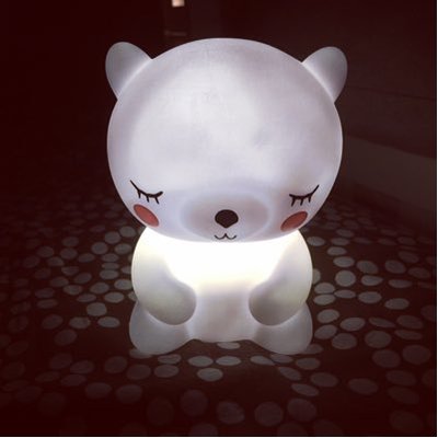 Profile Picture of Claudine L. (@Pioupiou_16) on Twitter