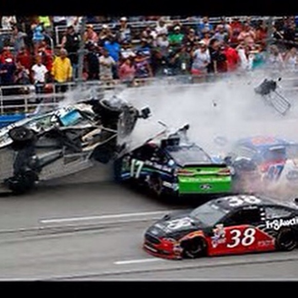 Profile Picture of Kevin Dawson (@kdog721) on Poshmark