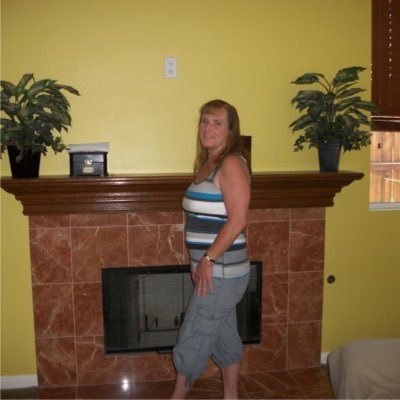 Profile Picture of Michelle Graham (@mimi4josh1) on Twitter
