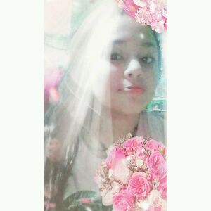 Profile Picture of Corina Chú (@corinachu) on Tiktok