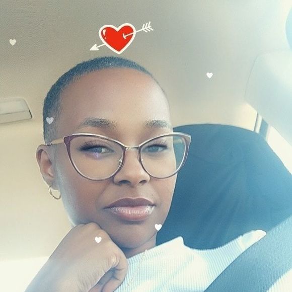 Bryttny Mustin - Poshmark Profile Picture of Bryttny Mustin (@bryttny25) on Poshmark