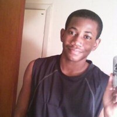 Profile Picture of Davion Phillips (@XxHunter106xX) on Twitter