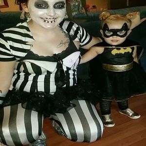 Profile Picture of Amber Peck (@ambetlucille93) on Myspace