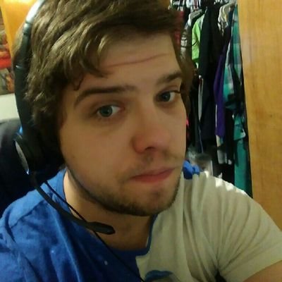Profile Picture of Nate Ragan (@Natertots5) on Twitter