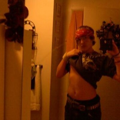 Profile Picture of Matthew Laughter (@KaylaandMatt) on Twitter