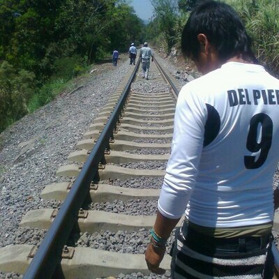 Profile Picture of Miguel.el.jeff.alber (@ElPumita725) on Twitter