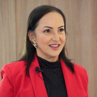 Profile Picture of Personal Organizer | Goiânia (@deborafernandes_organizer) on Instagram