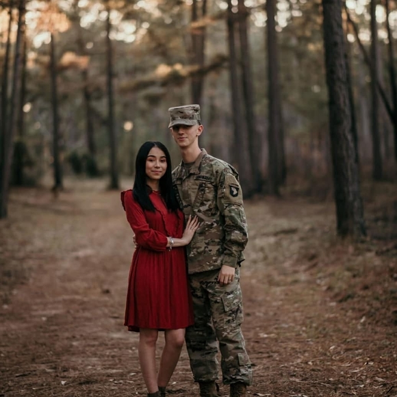 Profile Picture of Caleb Everett (@caleb_everett) on Poshmark