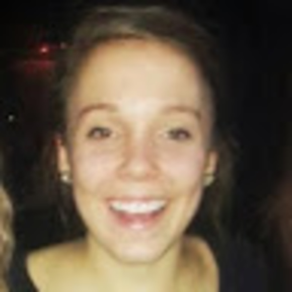 Profile Picture of Kate Mcfeeley (@kmcfeeley1) on Poshmark