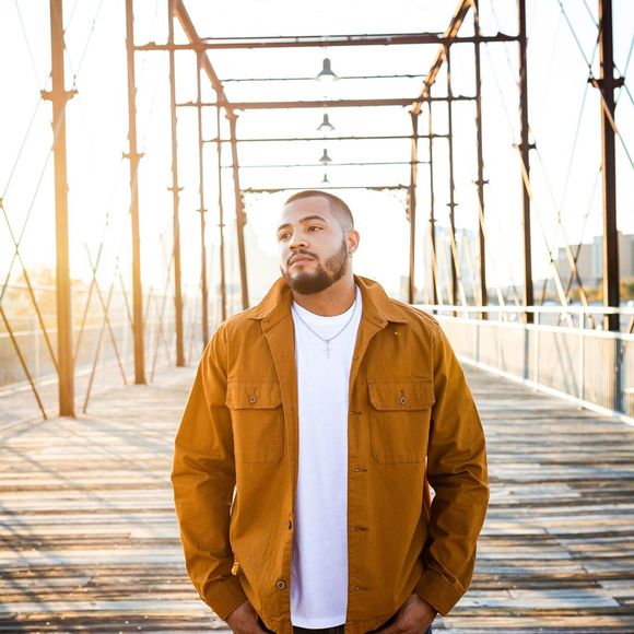 Profile Picture of Christian Araujo (@ykjasper21) on Poshmark