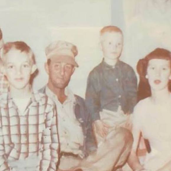 Profile Picture of Lula Hardy (@lu_britton67) on Poshmark