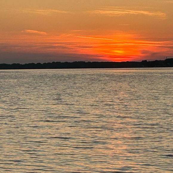 Profile Picture of Riley Staerkel (@staerkelriley) on Poshmark