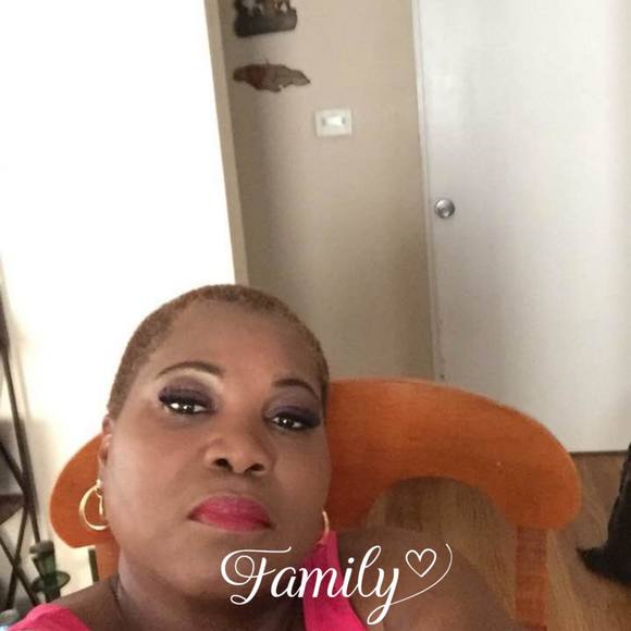 Profile Picture of Audrey Andrews (@andrews3272) on Poshmark