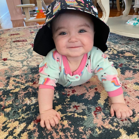 Profile Picture of Karen ann Vanholt (@budgirl194) on Poshmark