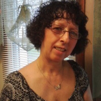 Profile Picture of Donna Andrews (@donnaandrews4) on Twitter