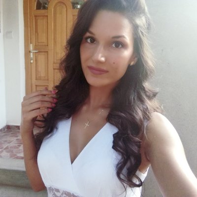 Profile Picture of Laura Kollár (@laura0626) on Twitter