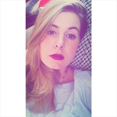 Profile Picture of Claire Lawrence (@Claire_Clara_Bo) on Twitter