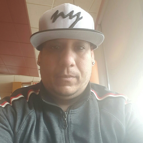 Profile Picture of Nicolas Serrano (@niko151) on Poshmark