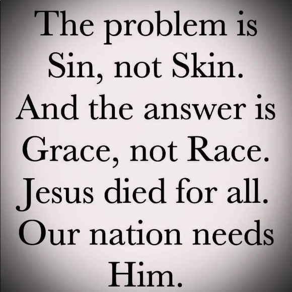 Profile Picture of Lori Whitaker (@misslolly54) on Poshmark