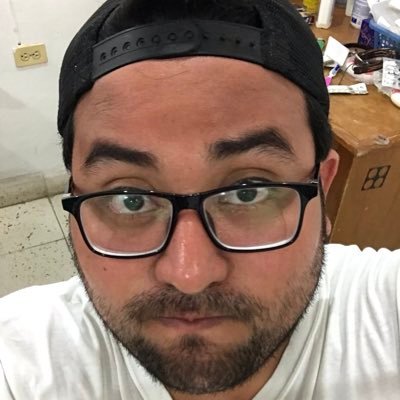 Profile Picture of Alejandro Estrella (@bebetoestrella) on Twitter
