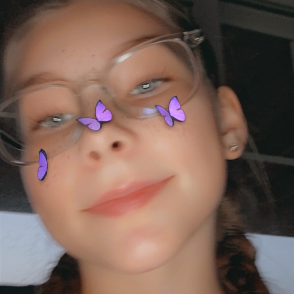 Profile Picture of Addison Sherman (@addiliv) on Poshmark