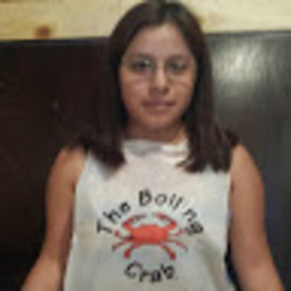 Profile Picture of Esperanza Olivos (@eolivos26) on Poshmark