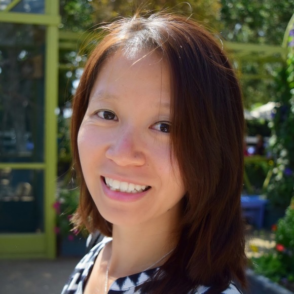 Profile Picture of Mavis Wong (@pookybubble) on Poshmark